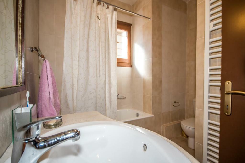 קורופי Luxury Villa Helios מראה חיצוני תמונה